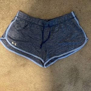 Under Armour•athletic shorts•womens XL•blue